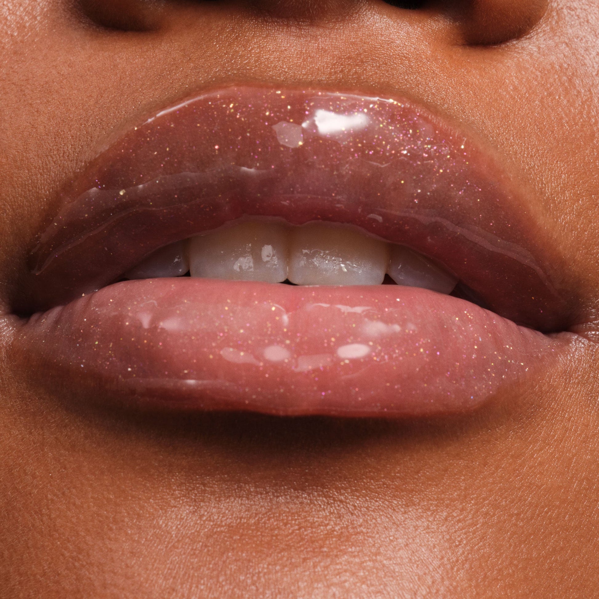 phyto-glow-lip-balm-shimmer-stardust-a1 NATR-10131-Phyto-Glow-Lip-Hover-Stardust.jpg